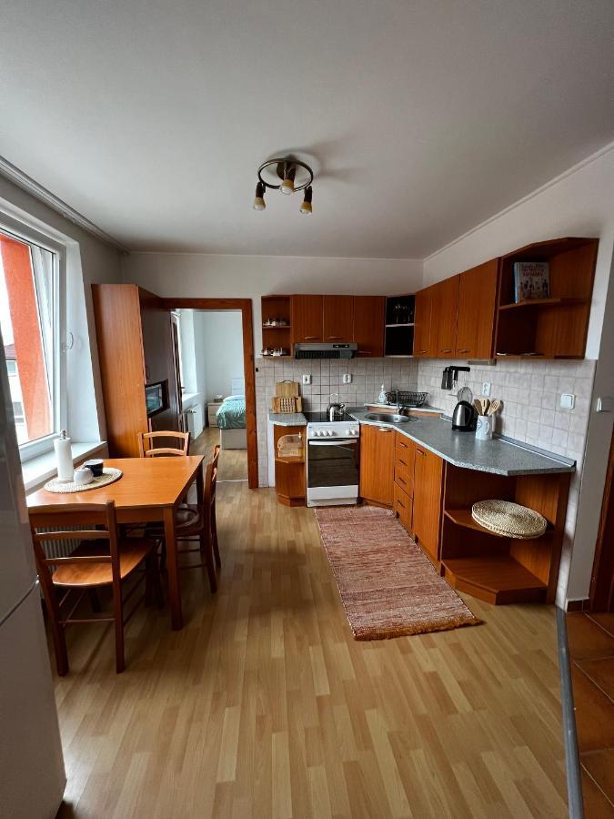 Apartman Mw Apartment Poprad Luaran gambar